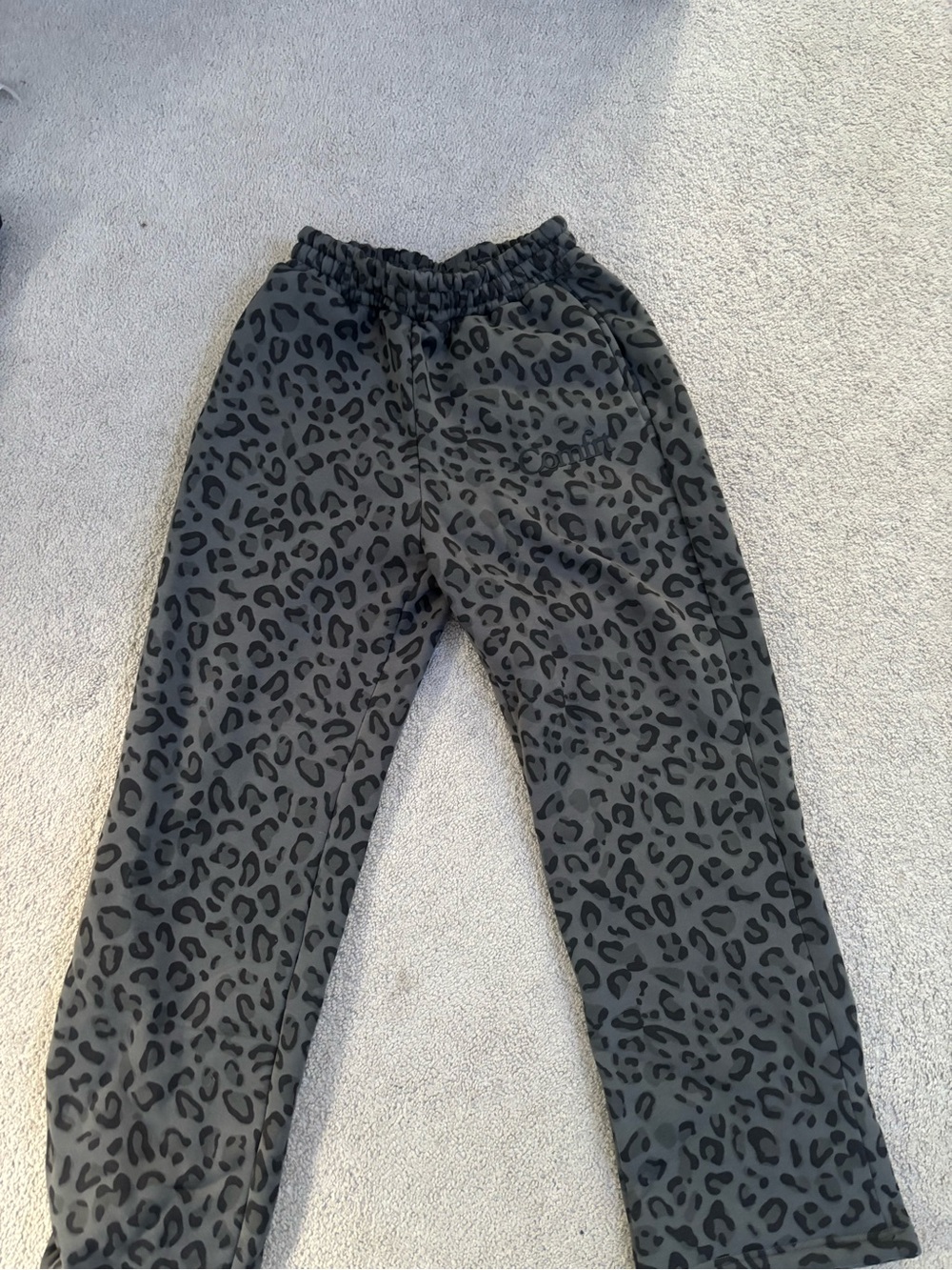 Wide leg sweatpants panther / cheetah print comfrt sweatpants